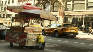 【NY留学の現実】英語力ゼロで渡米した私のご飯が「スニッカーズ」だけになった理由