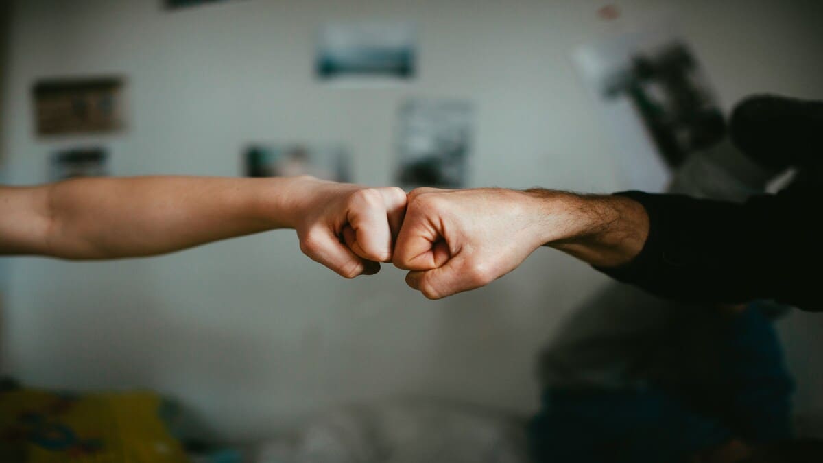 FistPump 03